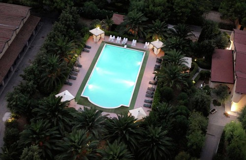 Santa Maria House | Holiday Home in Trinitapoli near Adriatic Sea