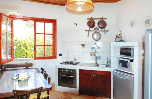 Ognina House | Holiday Home Ognina - ISI02268-FYB