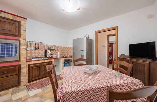 Carini House | Holiday Home 'Ohana' with Sea View, Wi-Fi and Air Conditioning