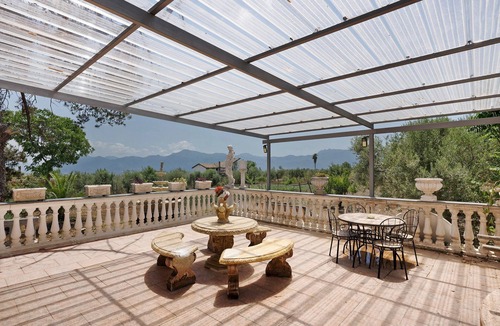 Terzigno House | Holiday Home 'Rita Al Vesuvio' with Mountain View, Private Terrace and Private Garden