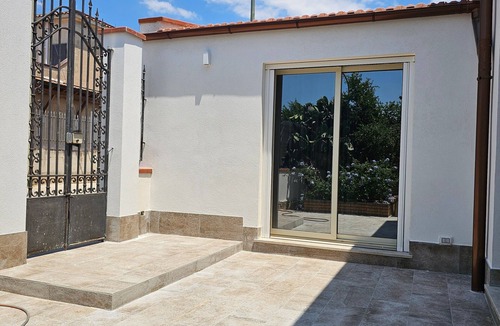 Marinella di Selinunte House | Holiday Home "Teseo Holiday" with Private Terrace and Wi-Fi