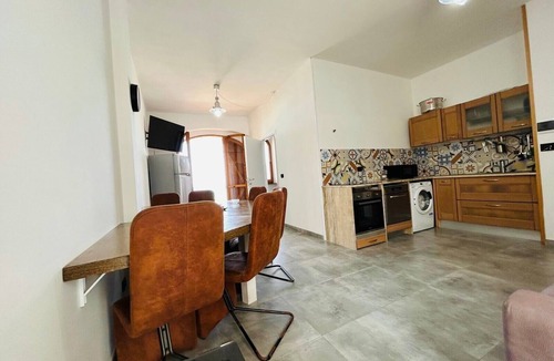 Sant'Isidoro House | Holiday Home 'Villa Gaudì - Güell' with Sea View, Wi-Fi and Air Conditioning