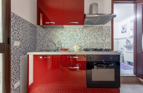 Torretta House | Holiday Home 'Villa Salvatore' with Mountain View, Terrace and Wi-Fi