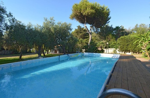 Punta Milocca House | Holiday home with private pool in Fanusa