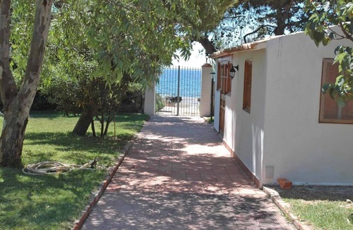 Punta Milocca House | Holiday home with private pool in Fanusa
