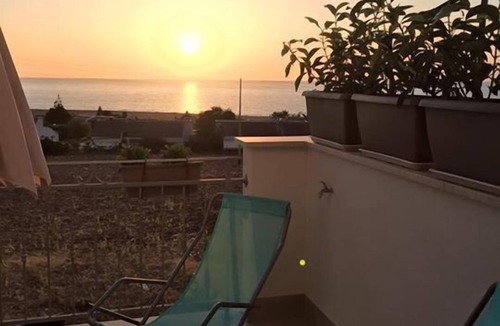 Macari Apartment | Holiday house on 3 floors, sea view