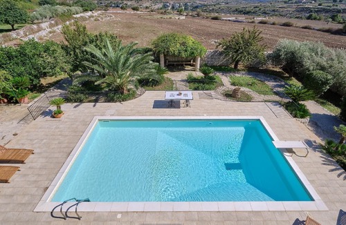 Casa Papa House | Holiday house Modica for 1 - 11 persons with 4 bedrooms - Holiday home