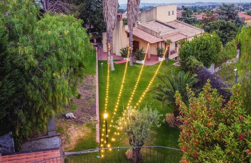 Pedara House | Holiday house Pedara for 1 - 11 persons with 4 bedrooms - Holiday home