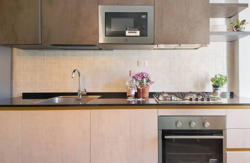 San Colombano Certenoli Apartment | Holiday Apartment 'La Fermenteria' with Mountain View, Shared Garden & Wi-Fi