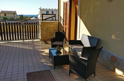 Custonaci Villa | HOLIDAY VILLET IN CORN LOCATION