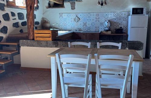 Archi Apartment | Home and Choirs Tina