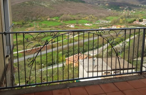 Marsico Nuovo Apartment | Homerez - Appartement 6 km away from the slopes for 6 ppl. at Marsico Nuovo