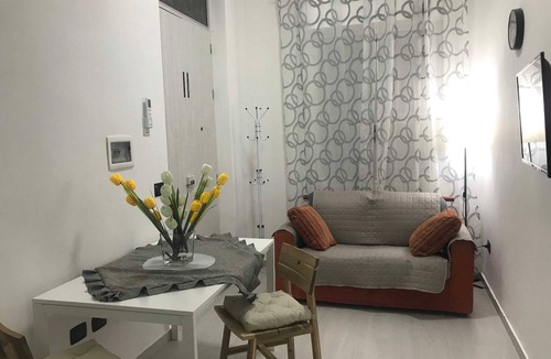 Ribera Apartment | Homerez - Apt in Ribera with mountain view