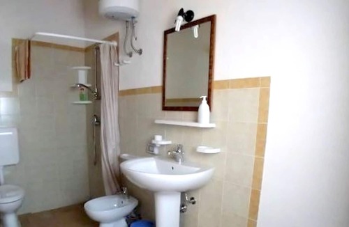 Chiaramonte Gulfi Apartment | Homerez - Beautiful appartement for 3 ppl. at Chiaramonte Gulfi