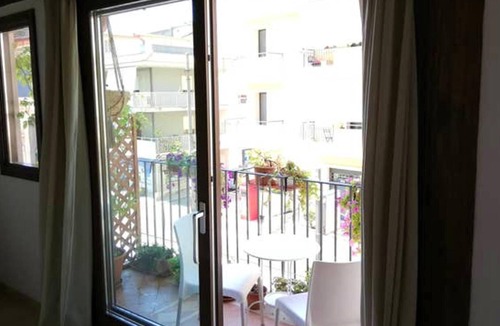Pozzallo Apartment | Homerez - Beautiful appartement for 4 ppl. with balcony at Pozzallo