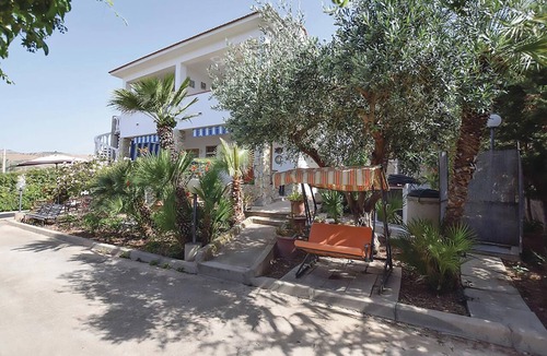 San Giorgio Apartment | Homerez - Apartment in San Giorgio, Sea View