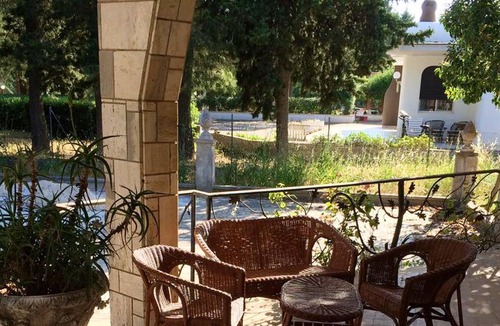Gioia del Colle Apartment | Homerez - Nice appartement for 4 ppl. with garden and terrace at Gioia del Colle