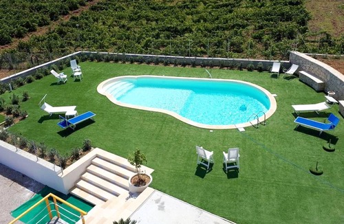 Alcamo Villa | Homerez - Villa 4 km away from the beach for 14 ppl. with shared pool at Alcamo