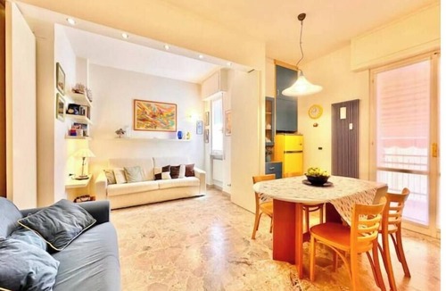 Finale Pia Apartment | Hostdomus - Navy Suite