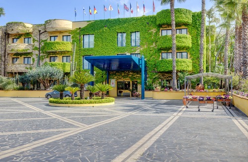 Chianchitta-Pallio Hotel | Hotel Caesar Palace