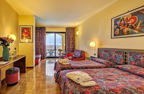 Chianchitta-Pallio Hotel | Hotel Caesar Palace