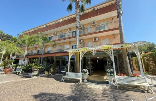Licola Hotel | Hotel Happy Days