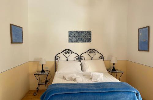 Pollara Hotel | Hotel La Locanda Del Postino
