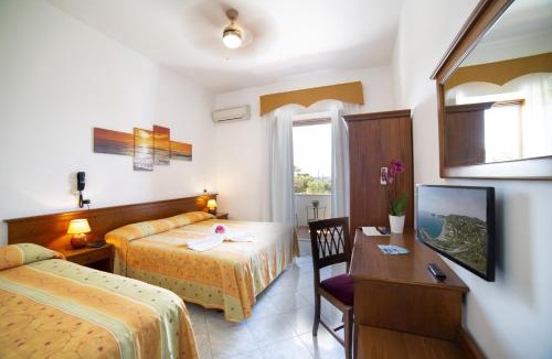 Barano d'Ischia Hotel | Hotel La Mandorla