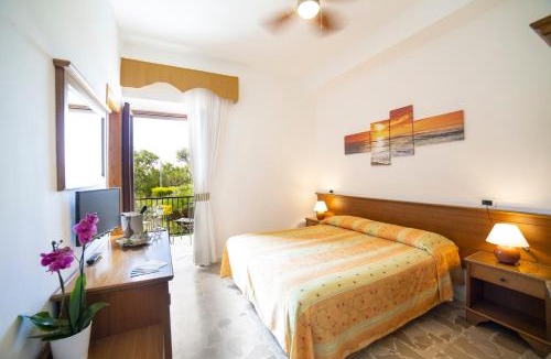 Barano d'Ischia Hotel | Hotel La Mandorla