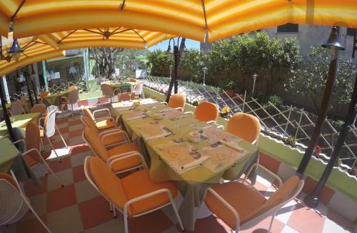 Panza Hotel | hotel la rondinella