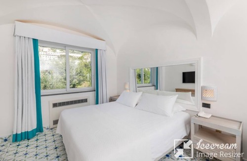 Capri Hotel | Hotel Mamela