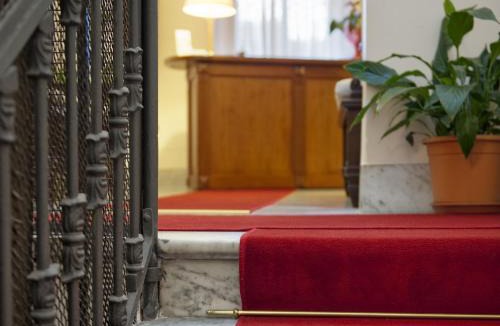 Catania City Centre Hotel | Hotel Manganelli Palace
