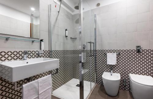 San Michele di Ganzaria Hotel | Hotel Pomara