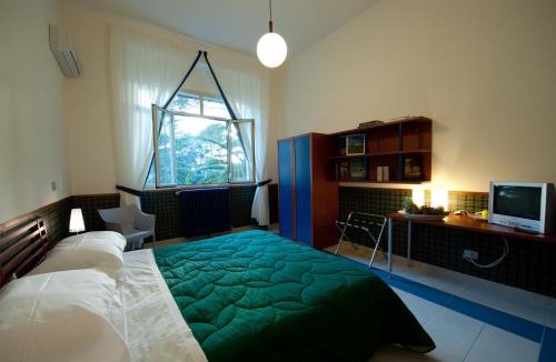 Caltagirone Hotel | Hotel Villa Sturzo