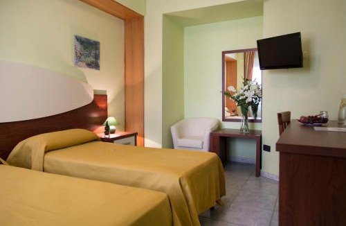 Marina di Mandatoriccio Hotel | Hotel Village Paradise