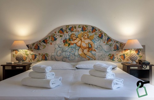 Spisone Hotel | Hotiday Taormina Mare
