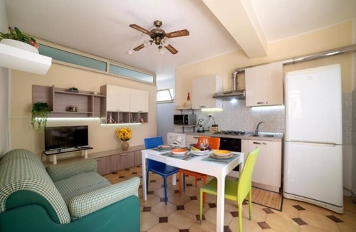 San Saba Apartment | House facing the sea in San Saba