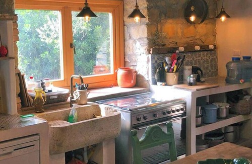 Reitano House | House in the Countryside with Aeolian View