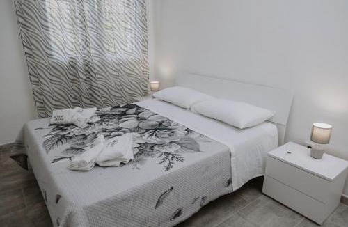 Porticello Apartment | House Paradise- House Arena
