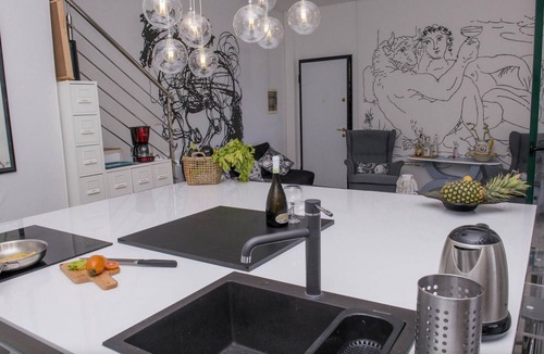 Mazzaro House | House Priscilla Taormina sea terrace with Jacuzzi