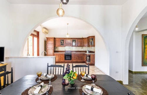 Avola Villa | House Villas - La Giara