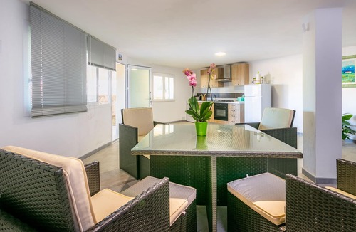 San Lorenzo Villa | House&Villas - Villa Ninth Street