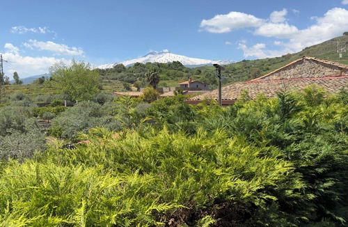 Calatabiano Villa | I Casali - Private village with swimming pool