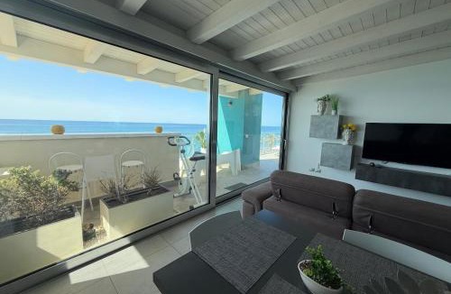 Sant'Agata di Militello Apartment | "I MORI LUXORY APARTMENTS" - Attico mansardato con incantevole vista mare