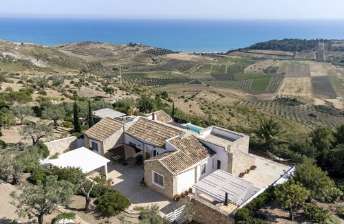 Siculiana Villa | Il Canneto - Three Bedroom Villa, Sleeps 6
