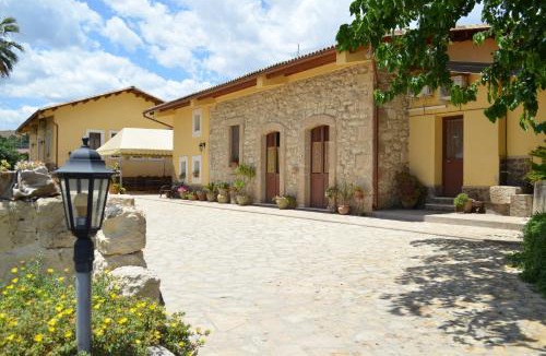 Carlentini House | Il Giardino Del Sole