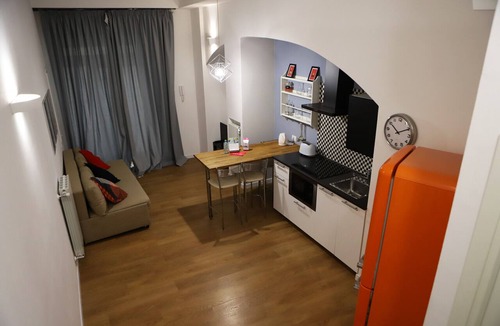 Naples City Centre Apartment | Il Loggiato - Appartamento Sole