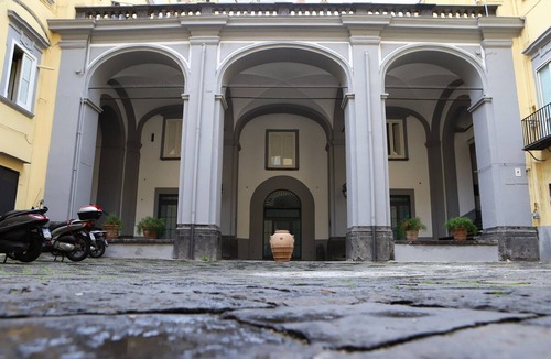 Naples City Centre Apartment | Il Loggiato - Appartamento Sole