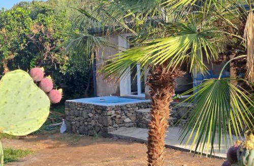 Aci San Filippo Apartment | Ilice tiny house