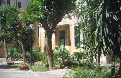 Esquilino Bed & Breakfast | IN Roma Vale&Hillary colosseo b&b